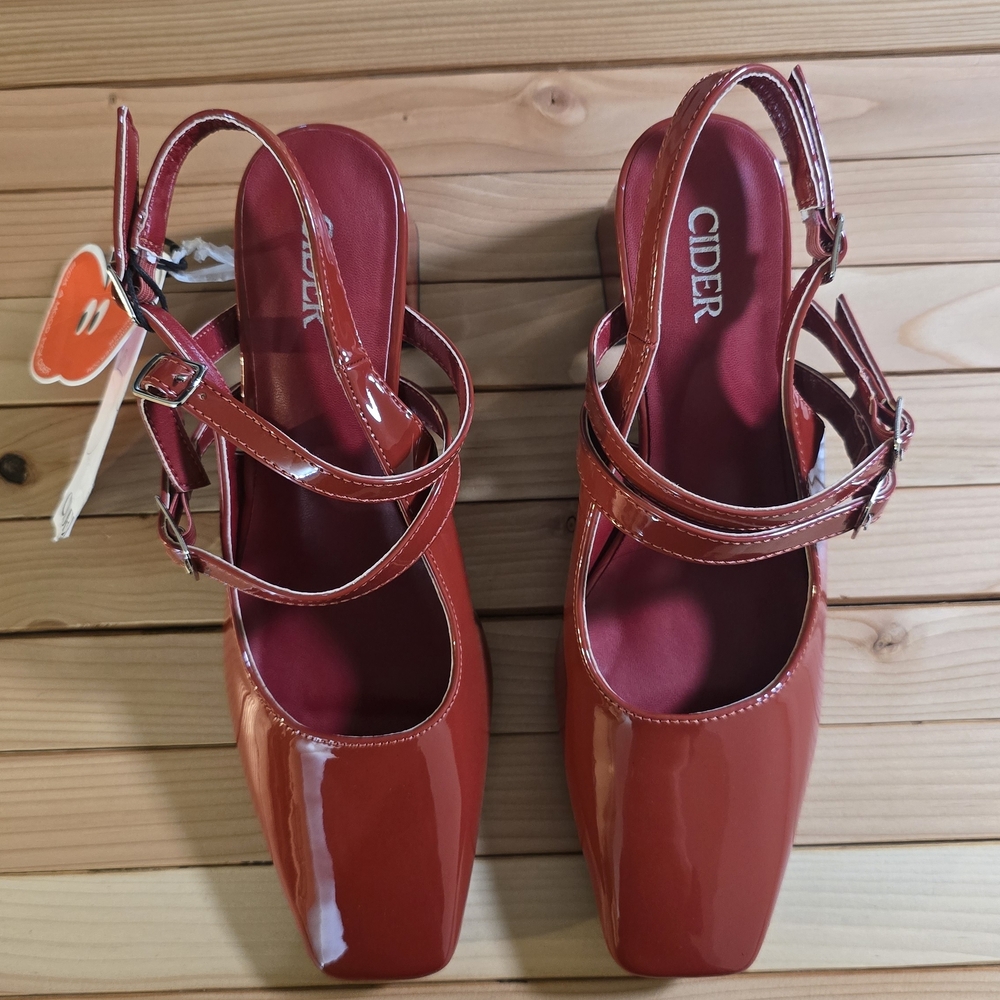 Cider Women's Red Patent Leather Heels